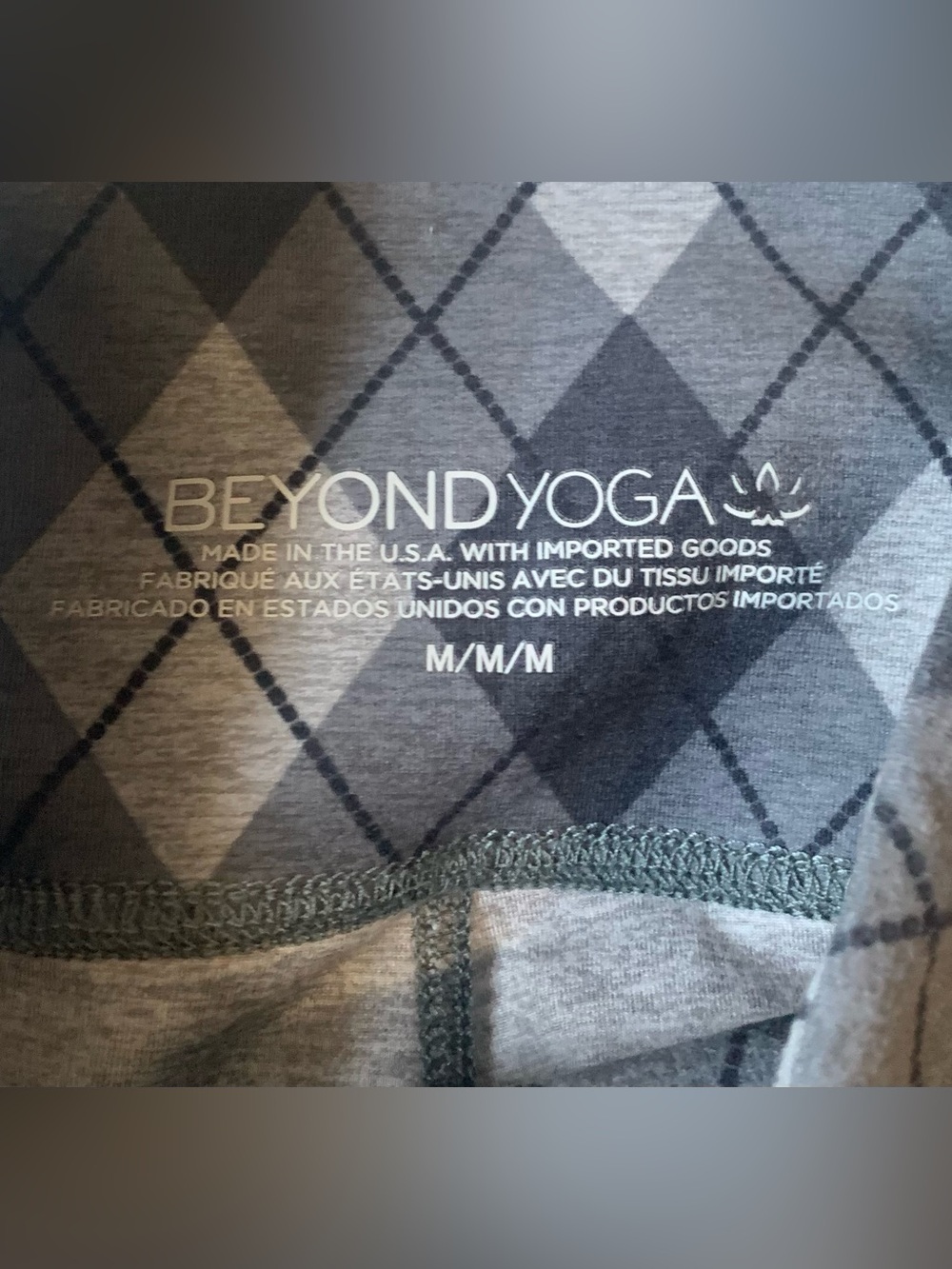 Beyond Yoga SoftMark Midi Argyle Leggings Gray Size Medium - Picture 5 of 5